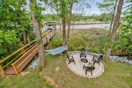 Holiday home Bayou W Dock Kayaks & Fire Pit Fun *