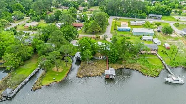 Bayou W Dock Kayaks & Fire Pit Fun Holiday home *